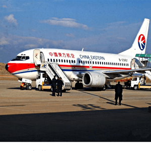 库尔勒梨城空运公司航空快运业稳步发展的原因是什么？